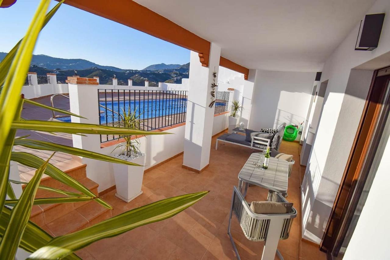 Casita Frigiliana - Stunning New Apartment With Views With Private Parking Space Екстериор снимка